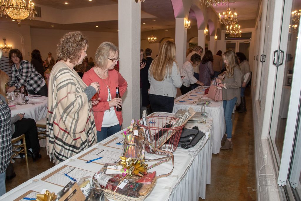 purse auction silent auction